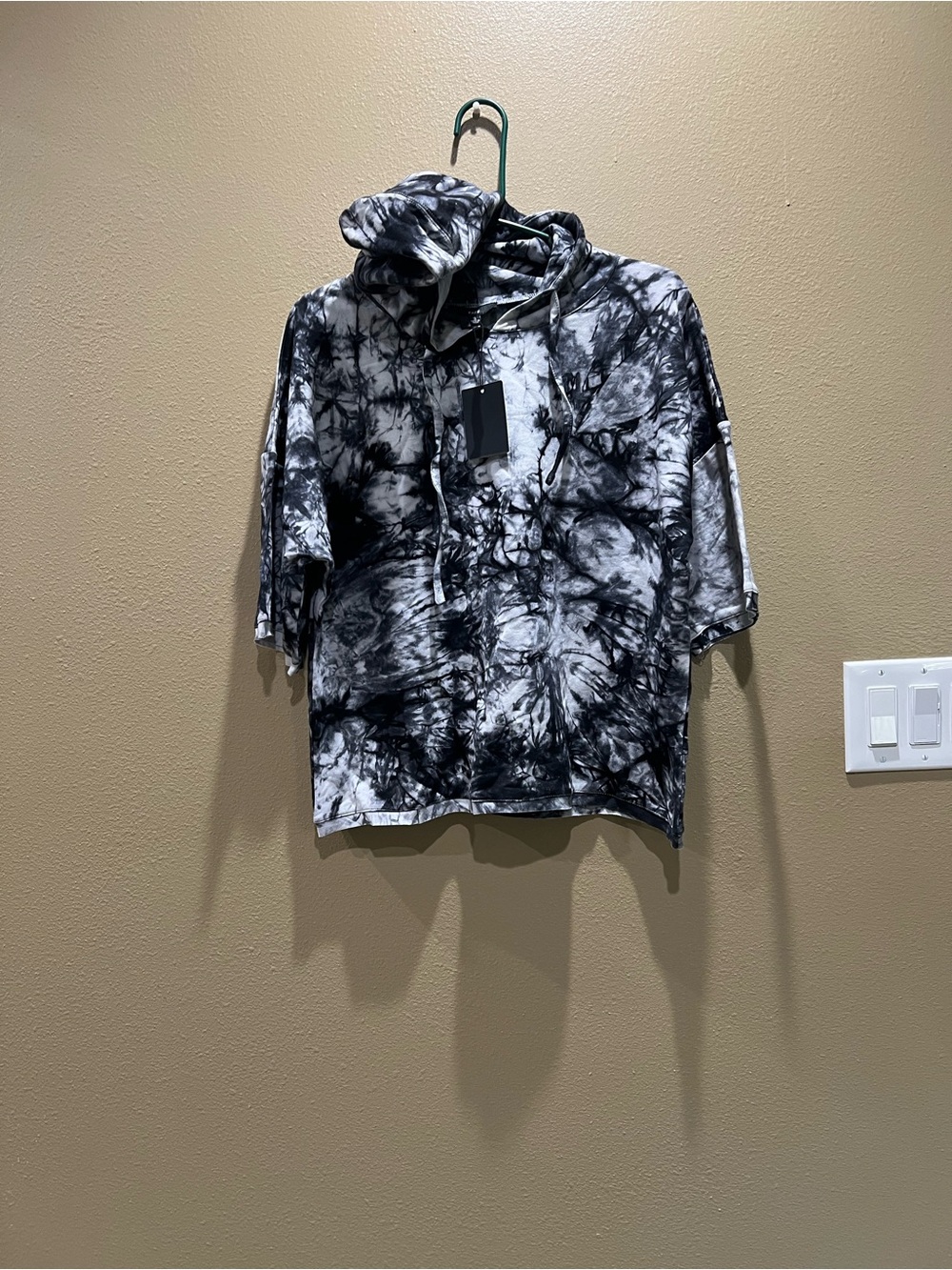 Tie-Dye Short Sleeve Hooded Shirt - Black & White Womens 100%Cotton size S